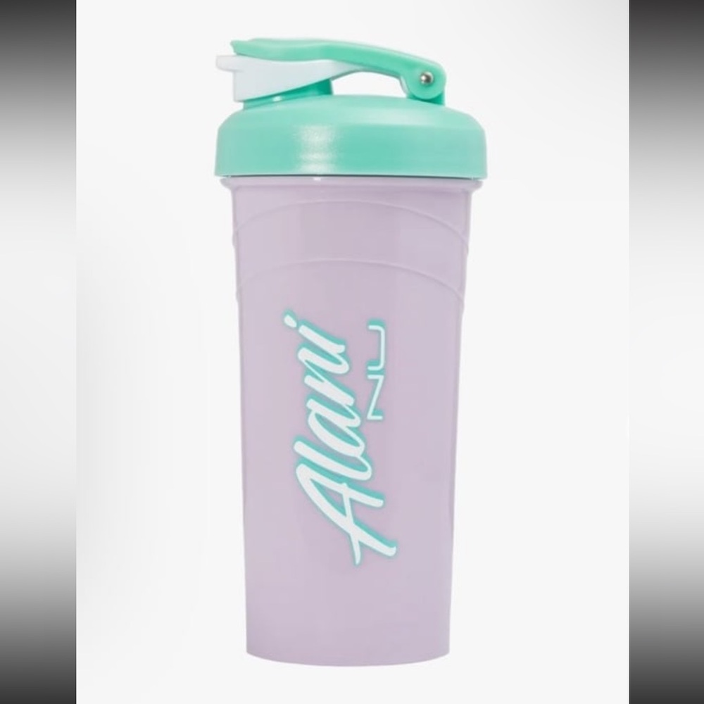 Alani Nu 20 oz Shaker Bottle